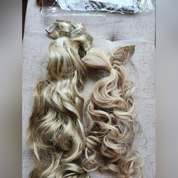 Curly blonde hair extensions synthetic - Picture 2 of 2